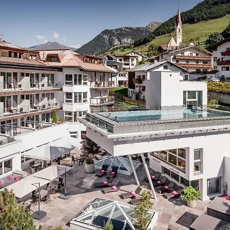 Alpin Art&Spa Hotel Naudererhof Superior-3